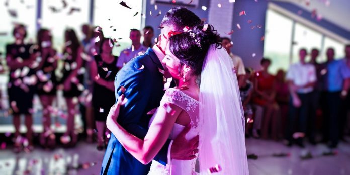 Popular Wedding Trends That You Are Getting Wrong According to a Wedding Planner

