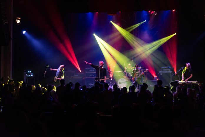 Honeymoon Suite at Bronson Center – Apartment613
