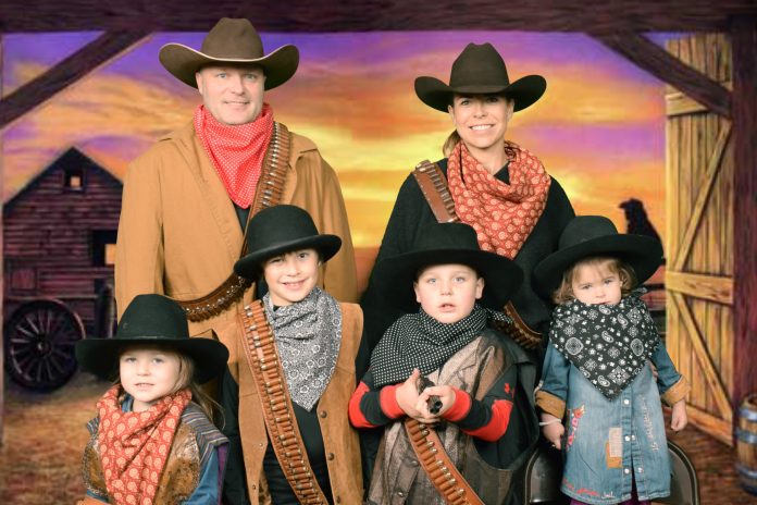 Keep The Party Going With Green Screen Entertainment
