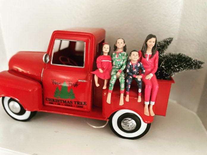 Shrunk3D Holiday Replica-e640dded